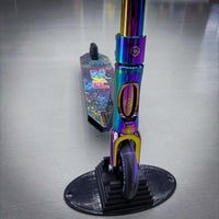 Striker Full Rainbow Custom Build - Rainbow-ScootWorld.dk