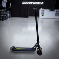 Striker Panda Freestyle Custom Build - Black/Gold-ScootWorld.dk