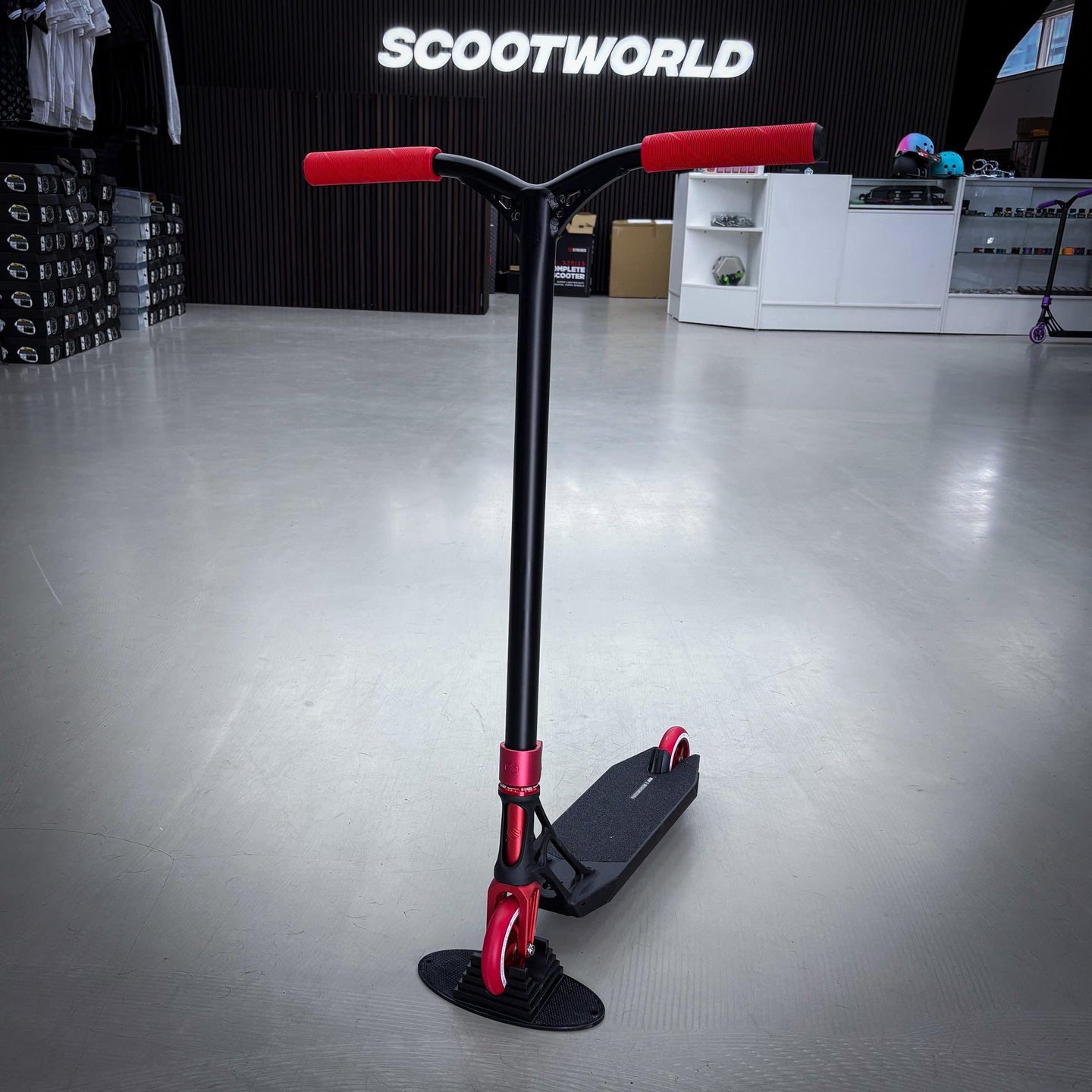 Striker Ethic Pande Custom Build - Black/Red