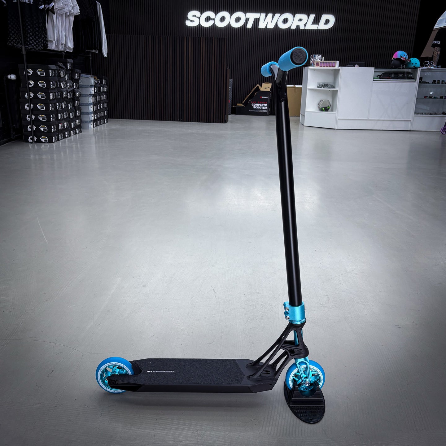 Striker Ethic Pande Custom Build - Black/Teal