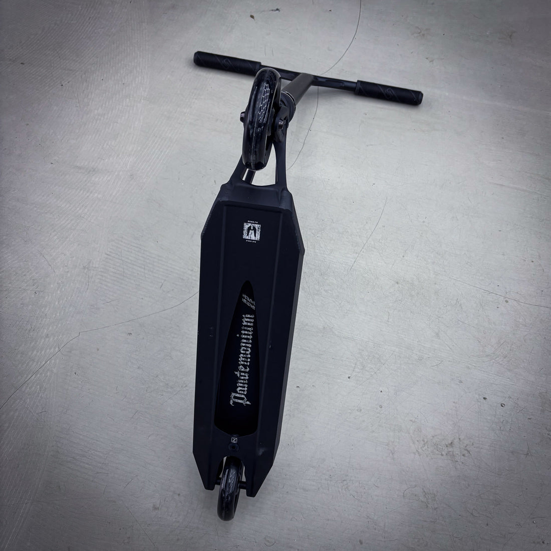 Ethic Black Lux Custom Løbehjul - Black-ScootWorld.dk