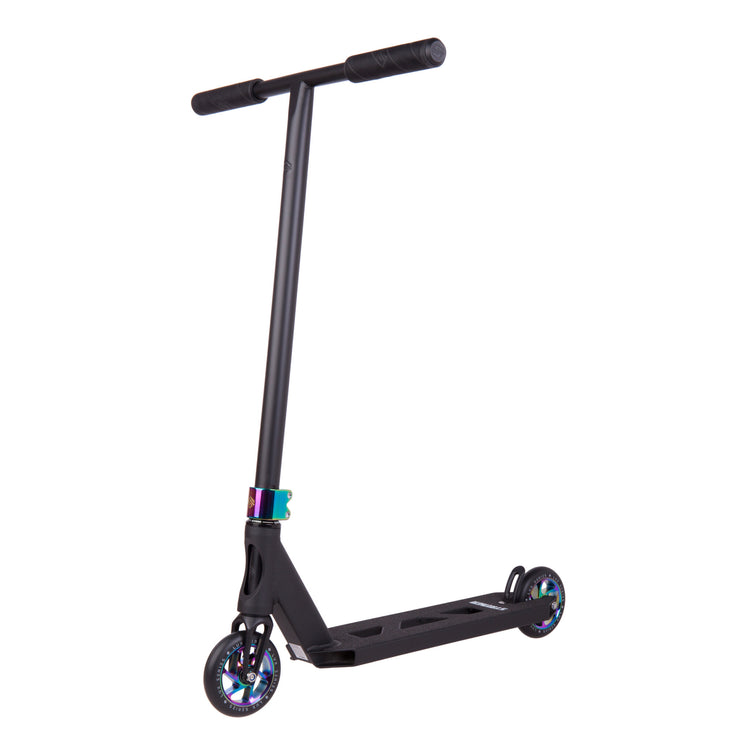 Striker Essential Trick Løbehjul - Black/Rainbow-ScootWorld.dk